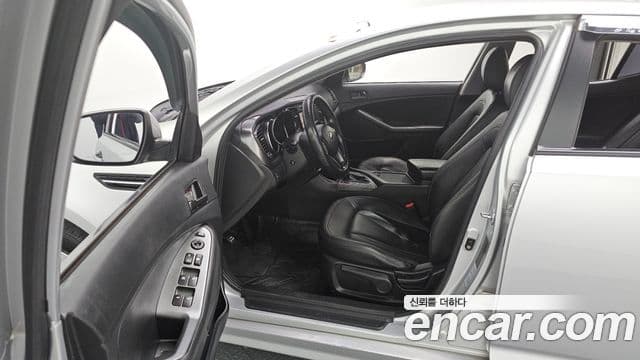 Kia K5 LPI Smart, 2013 10