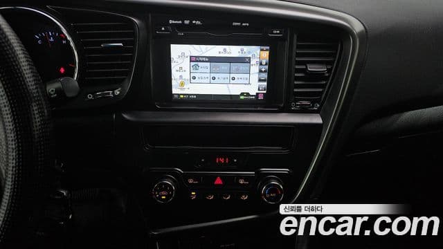 Kia K5 LPI Smart, 2013 14