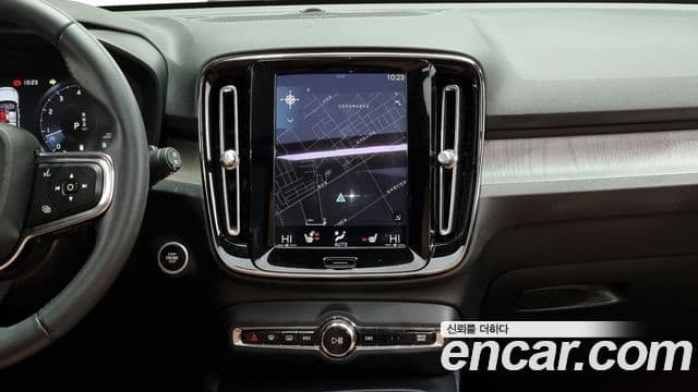 Volvo XC40 B4 Inscription, 2021 14