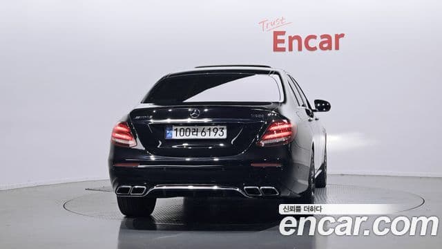 Mercedes-Benz E-класс W213 Avantgarde, 2019 4