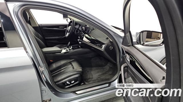 BMW 5시리즈 (G30) 520d Luxury Special Edition, 2018 11