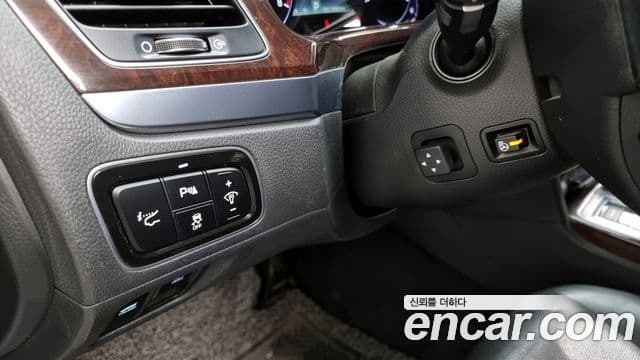 Hyundai Equus(новый кузов / новое поколение) Modern, 2015 17