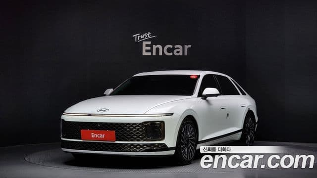 Hyundai Grandeur (GN7) Calligraphy, 2023 1