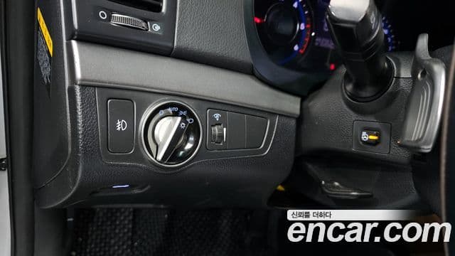 Hyundai i40 살룬 PYL, 2014 16