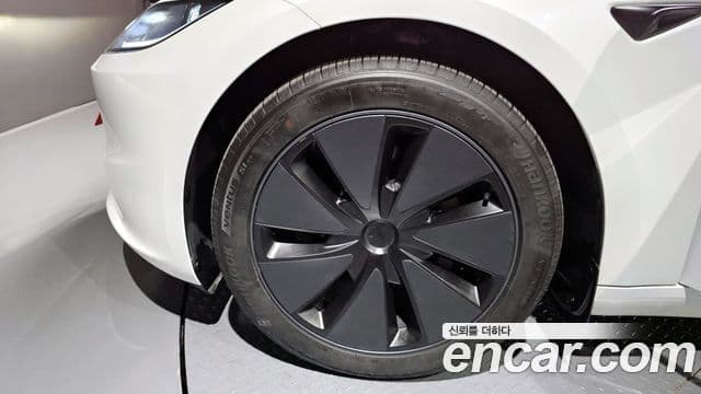 Tesla модель 3 Long Range, 2025 все фото