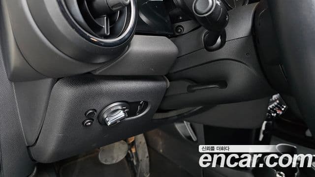 Mini Cooper 3세대, 2022 18