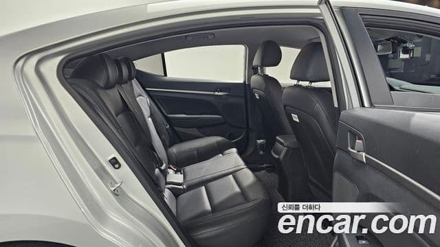 Hyundai The / новый New Avante AD Style, 2019 12