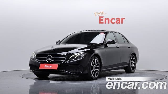 Mercedes-Benz E-класс W213 Avantgarde, 2020 1