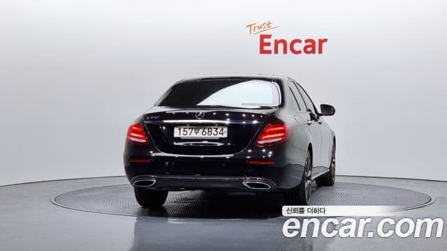 Mercedes-Benz E-класс W213 Avantgarde, 2020 4