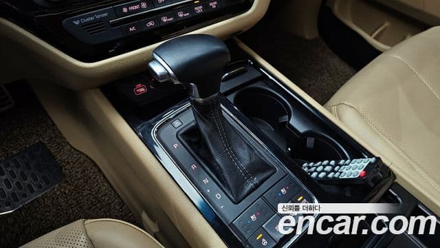 Kia All New Carnival President, 2017 9