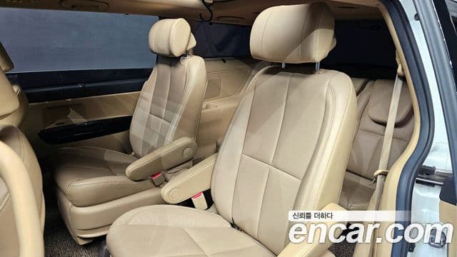 Kia All New Carnival President, 2017 12