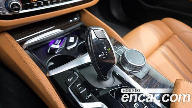 BMW 5시리즈 (G30) 520i M Sport, 2021 9