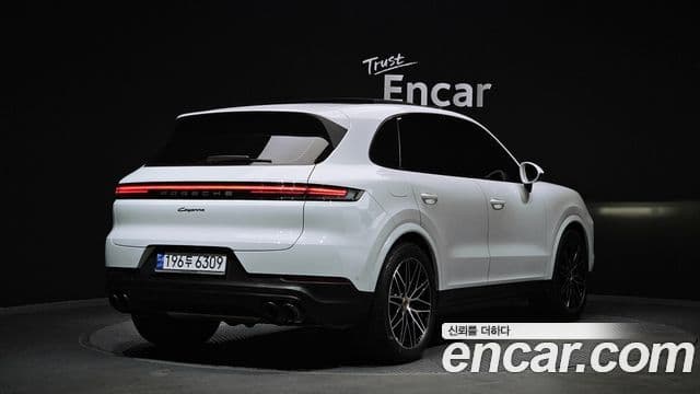 Porsche Cayenne (PO536), 2024 2
