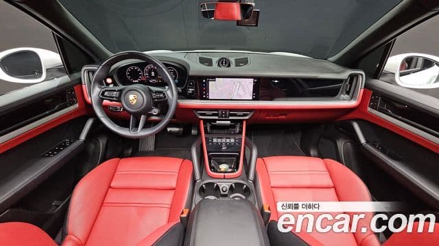 Porsche Cayenne (PO536), 2024 7