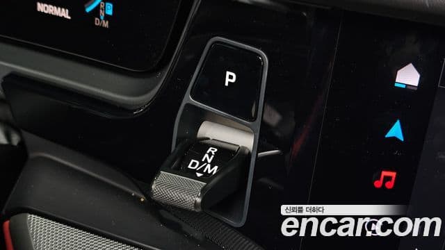 Porsche Cayenne (PO536), 2024 9