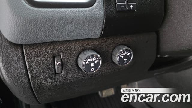 Chevrolet(GM대우) real New 콜로라도 3.6 Z71-X Midnight 4WD, 2022 18