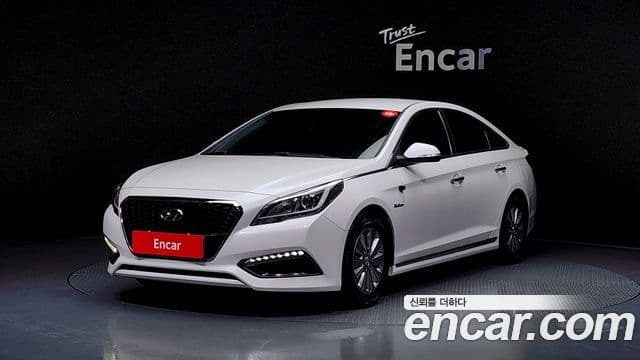 Hyundai LF Sonata гибрид Smart, 2017 1