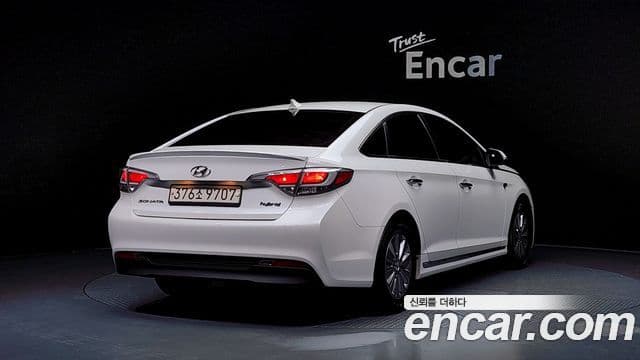 Hyundai LF Sonata гибрид Smart, 2017 2