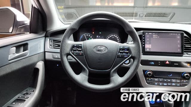 Hyundai LF Sonata гибрид Smart, 2017 13