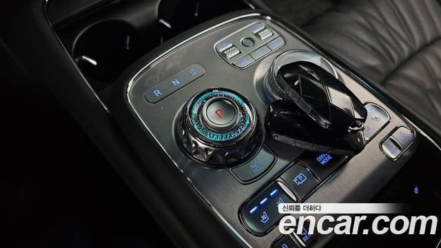 Genesis G90 (RS4) бензин 3.5 турбо AWD, 2025 9