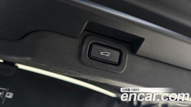 Land Rover Discovery 5 P360 R-Dynamic SE, 2023 18