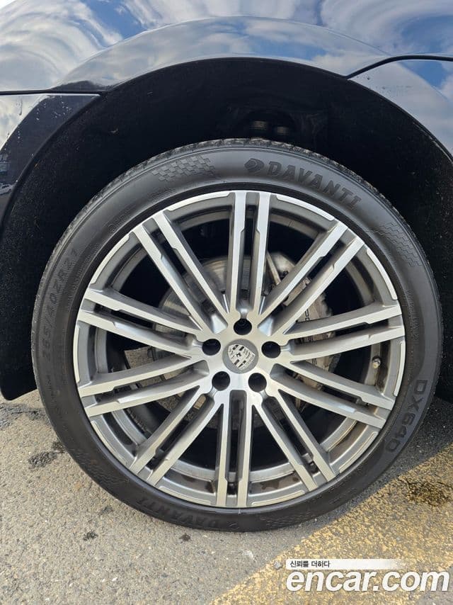 Porsche Macan 95B, 2017 все фото