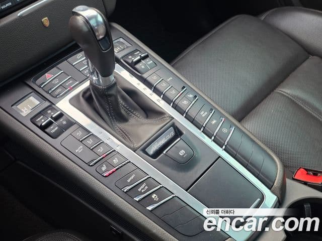 Porsche Macan 95B, 2017 9