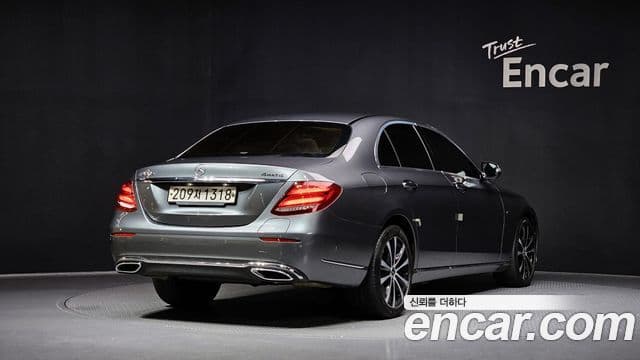 Mercedes-Benz E-класс W213 Exclusive, 2020 2