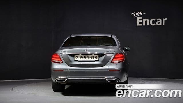Mercedes-Benz E-класс W213 Exclusive, 2020 4