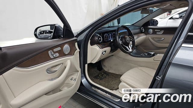 Mercedes-Benz E-класс W213 Exclusive, 2020 10