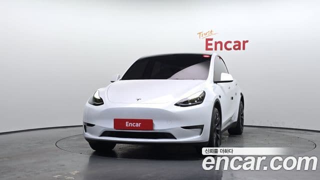 Tesla модель Y Long Range AWD, 2024 3