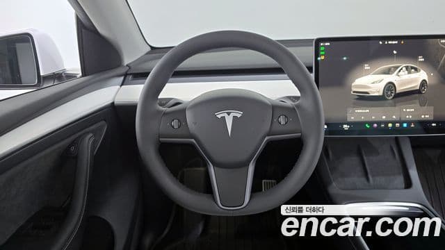 Tesla модель Y Long Range AWD, 2024 13