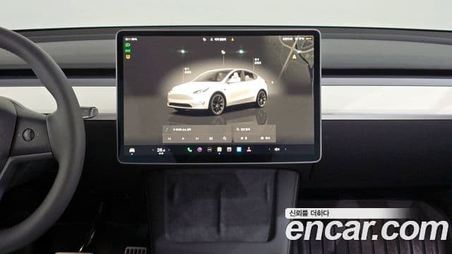 Tesla модель Y Long Range AWD, 2024 14