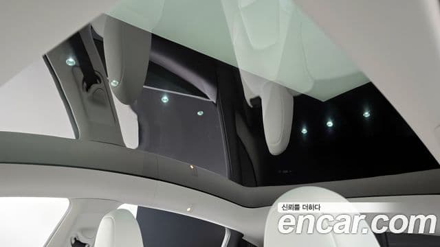 Tesla модель Y Long Range AWD, 2024 18