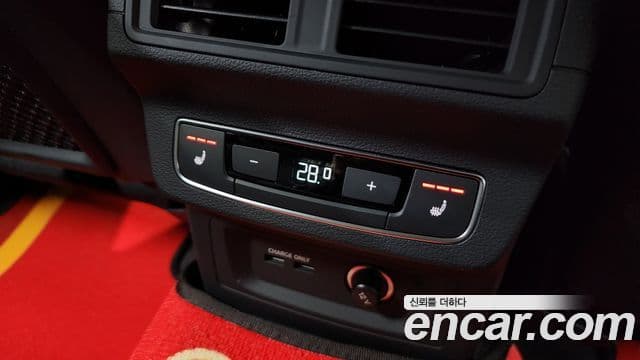 Audi Q5 (FY) Premium, 2024 18