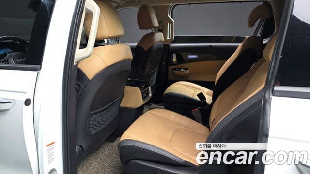 Kia Carnival 4세대 Signature, 2023 12
