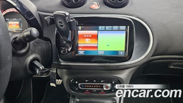 Smart 포투 купе 3세대, 2017 17