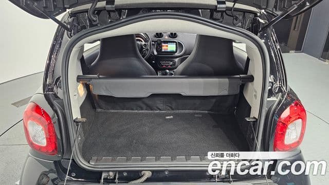 Smart 포투 купе 3세대, 2017 20