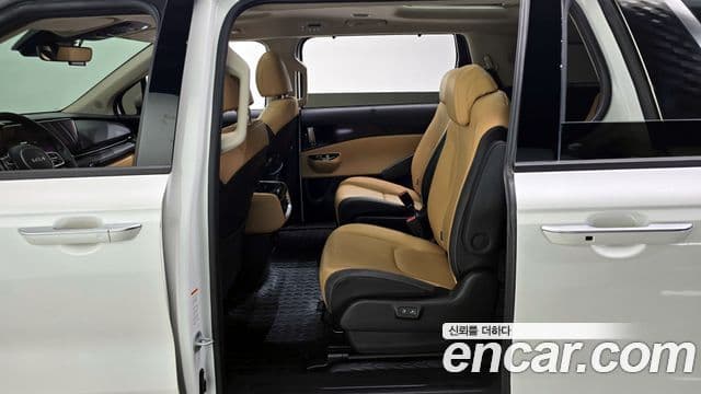 Kia Carnival 4세대 Signature, 2023 11