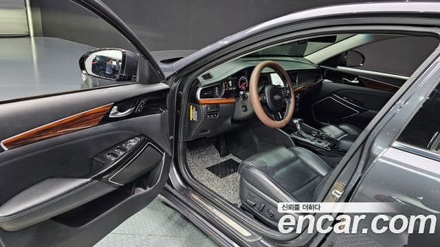 Kia All New K7 3.0 LPI Prestige (арендный автомобиль), 2017 11