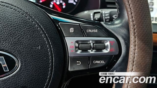 Kia All New K7 3.0 LPI Prestige (арендный автомобиль), 2017 14