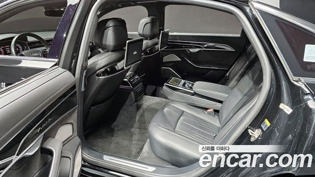 Audi A8 (D5) 55 TFSI Quattro LWB, 2020 12