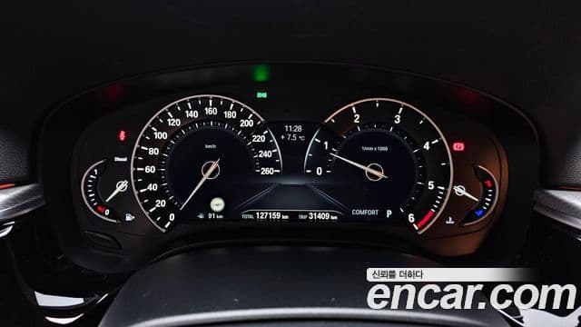 BMW 5시리즈 (G30) 520d M Sport Special Edition, 2018 8