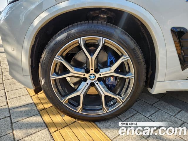 BMW X5 (G05) xDrive 40i M Sport, 2025 все фото