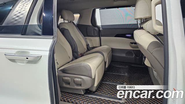 Kia Carnival 4세대 Signature, 2023 12
