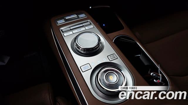 Genesis GV70, 2023 9