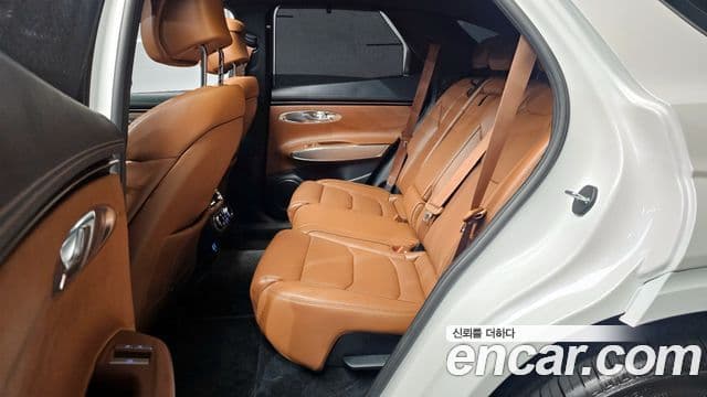 Genesis GV70, 2023 12