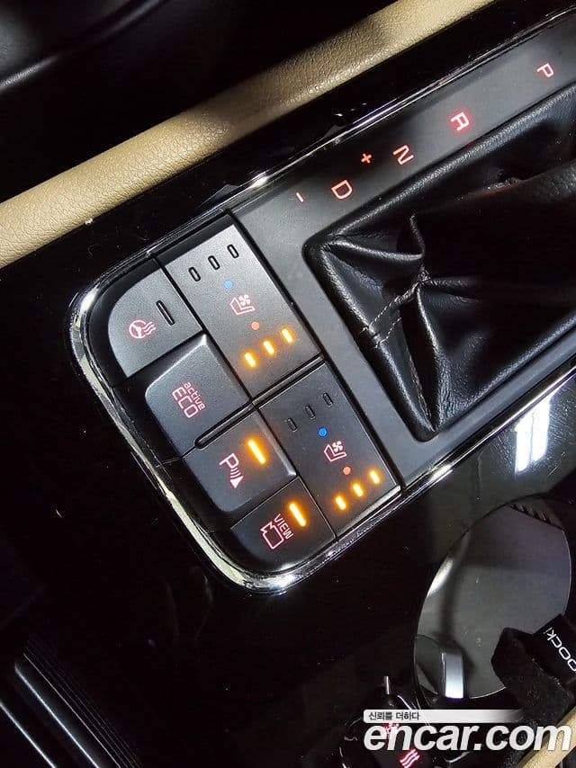 Kia All New Carnival Noblesse, 2018 17