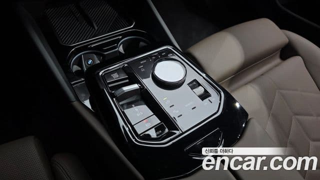 BMW 5시리즈 (G60) 520i M Sport, 2025 9