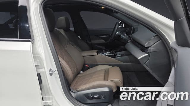 BMW 5시리즈 (G60) 520i M Sport, 2025 11